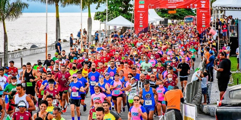 Meia Maratona do Descobrimento retoma os eventos esportivos com sucesso Meia Maratona do Descobrimento retoma os eventos esportivos com sucesso