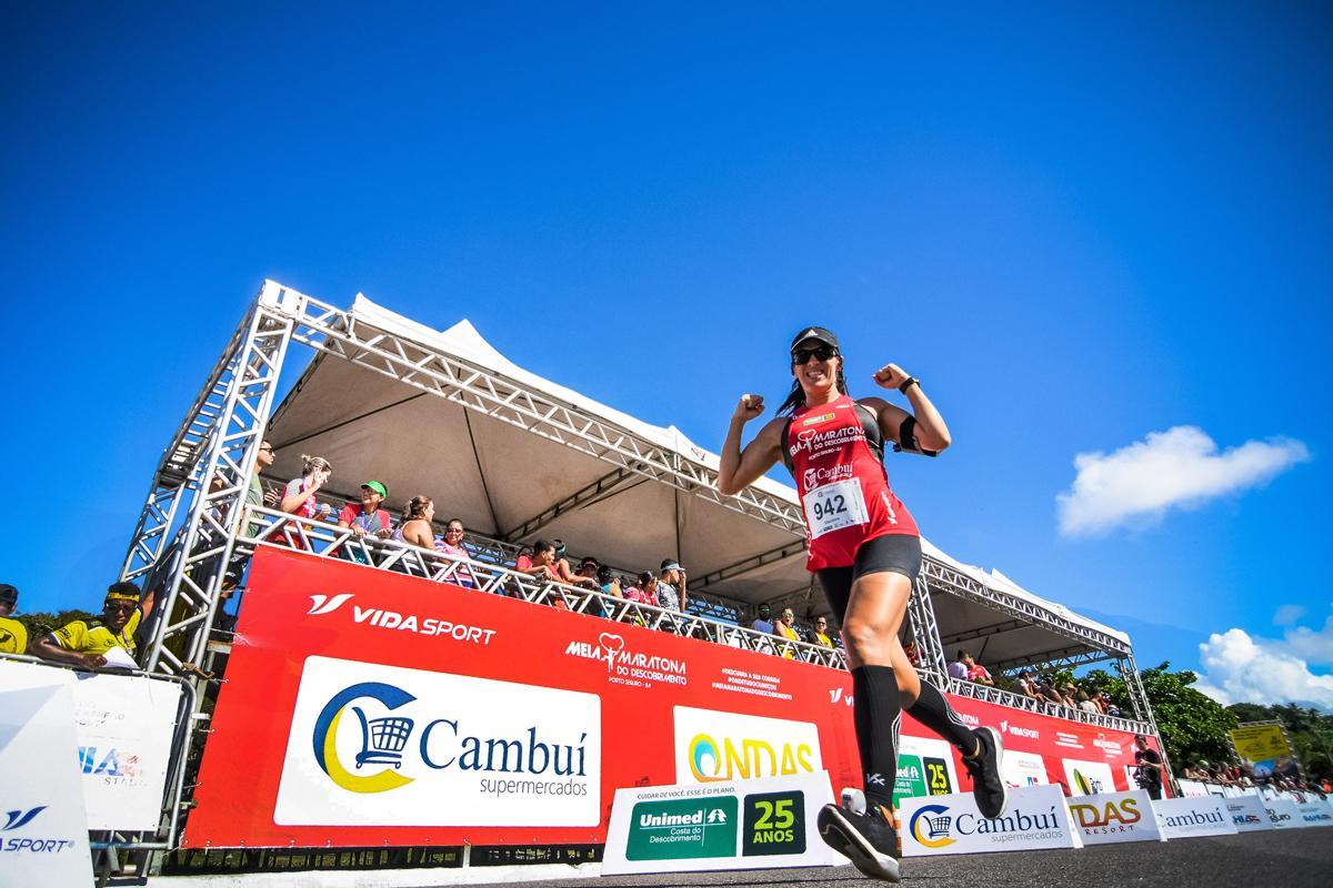 Cambuí Supermercados renova patrocínio com a Meia Maratona do Descobrimento 