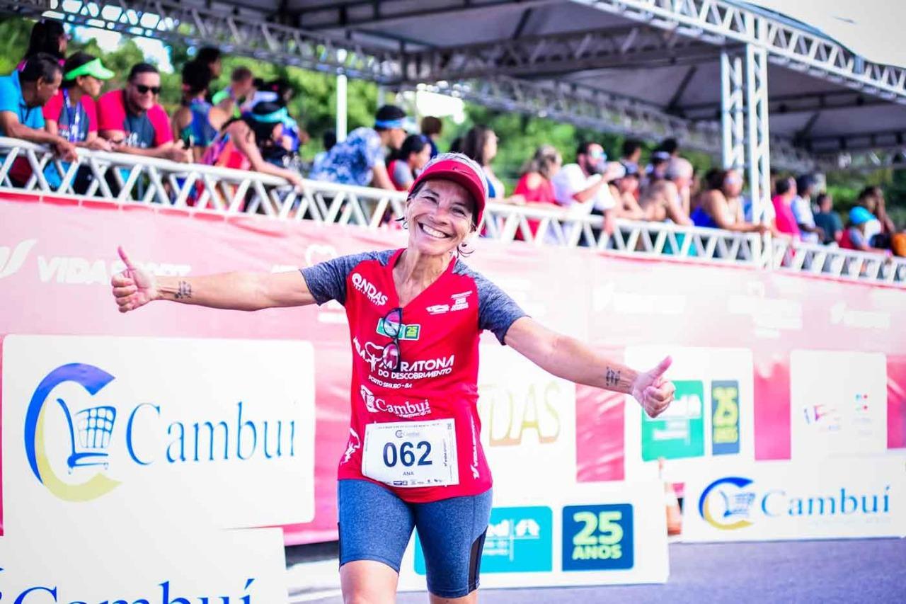 Cambuí Supermercados renova patrocínio com a Meia Maratona do Descobrimento e lança promoção imperdível.  